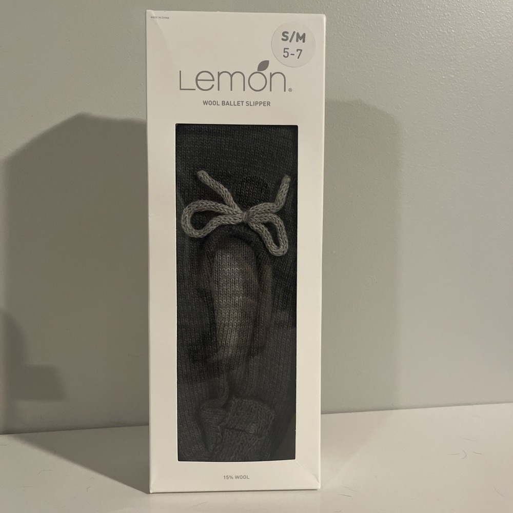 Lemon Wool Ballet Slippers‎ Gray Slate Knit Ballet Flats Non Slip Size S/M